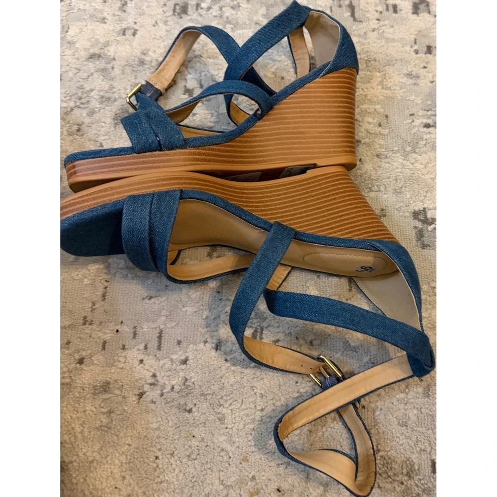 Sugar Denim Strappy Wedge Sandals Blue Open Toe Wood Grain Heel 9.5M 44581657